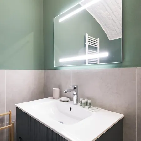 Easylife - Eleganza Nel Quartiere Isola 아파트 *